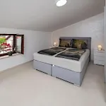 Gorgeous In With Wifi Apartment *