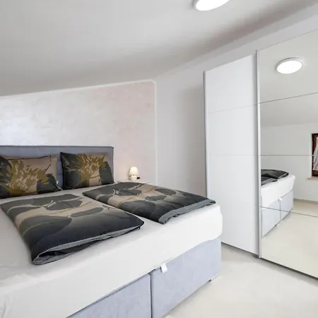 Apartment Stunning In Medulin With Kitchen *